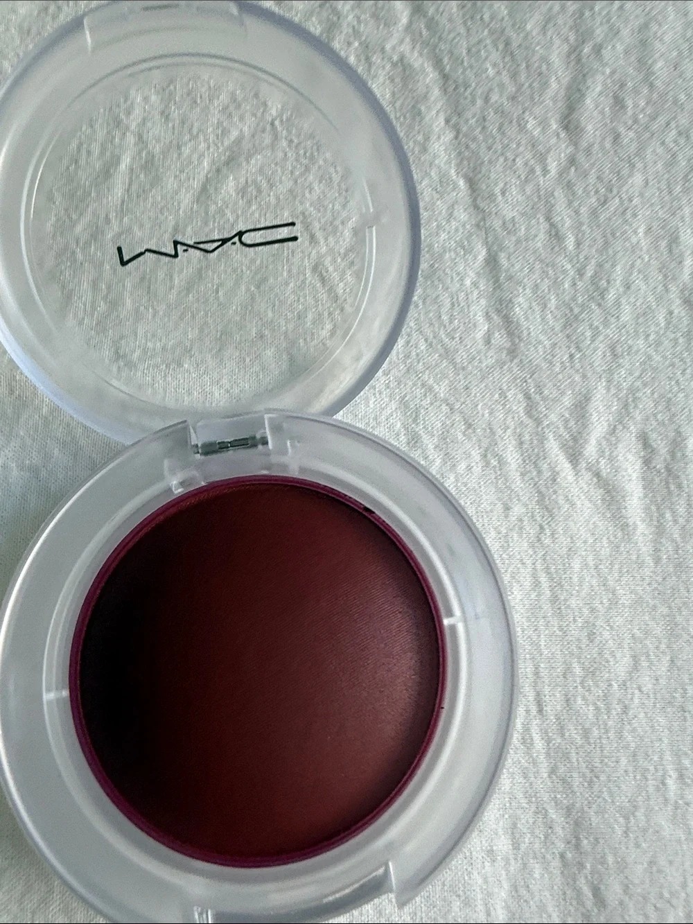 MAC Cosmetics BIG DIVA Energy - Glow Play Cushiony Blush